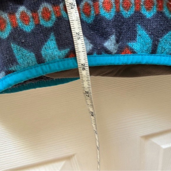 L.L. Bean Fleece Pullover with Teal and Orange Accents L Large print - Picture 3 of 5